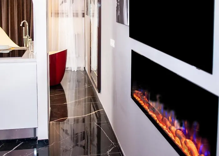 Tacco 12 Luxury Romantic 3 Min Metro Apartment