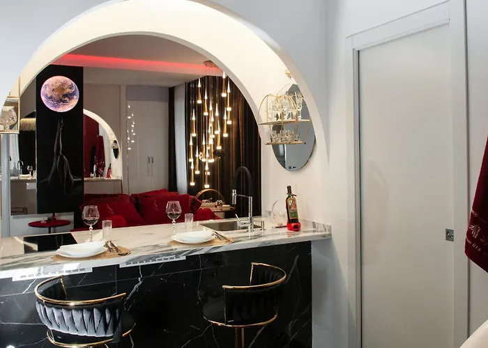 Apartment Tacco 12 Luxury Romantic 3 Min Metro