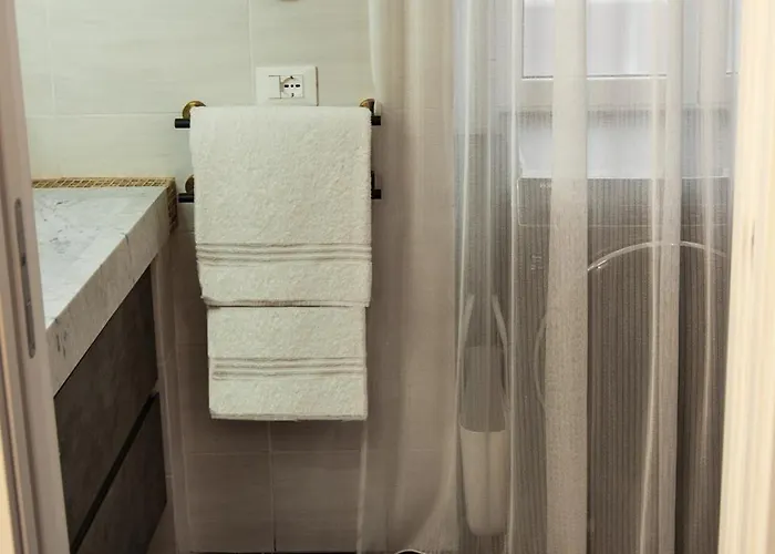 Apartment Tacco 12 Luxury Romantic 3 Min Metro Rome